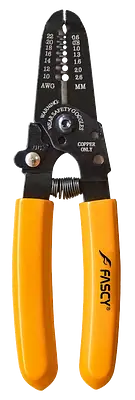 PINZA PELACABLE PZ05
